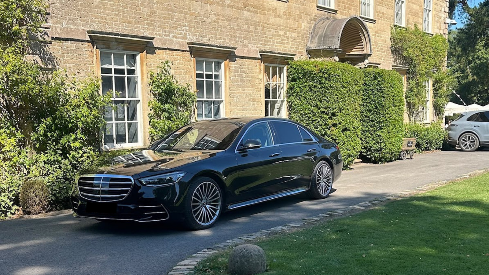 Luxury Chauffeur Service Birmingham