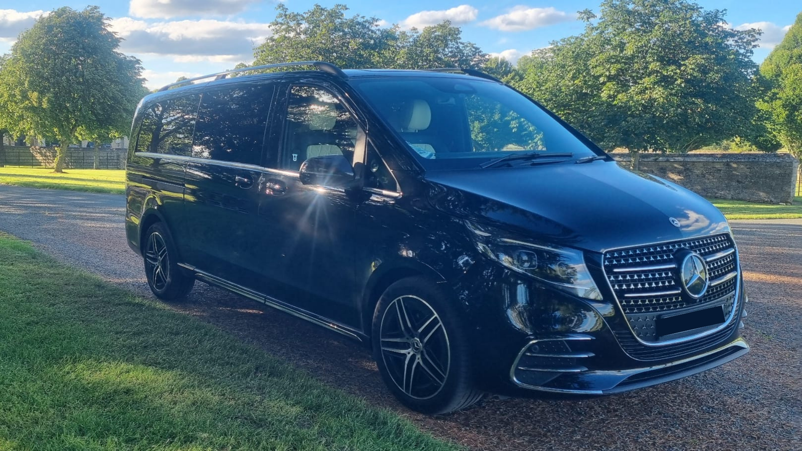 Hourly & Full Day Chauffeur Services 1 Luxury Chauffeur Service Birmingham