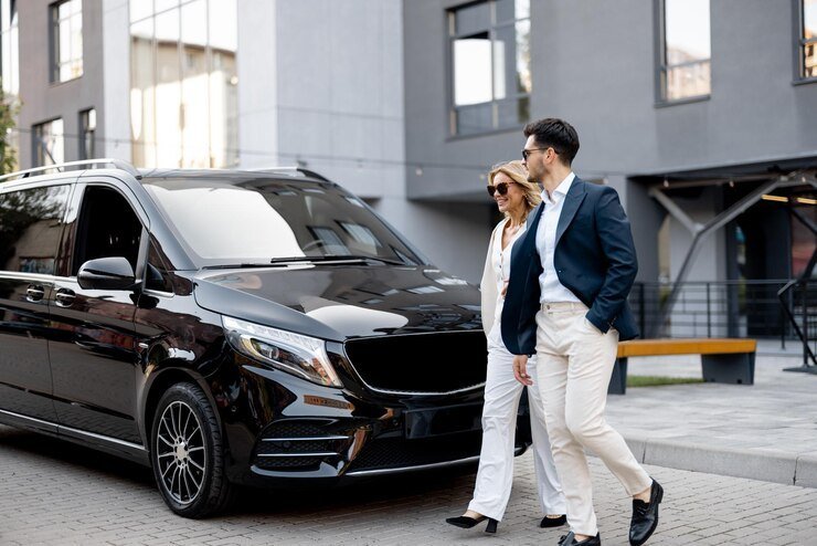 Luxury Chauffeur Service 3 Luxury Chauffeur Service 3